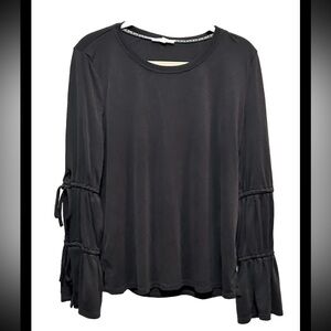 Skies are Blue‎ top Women’s Medium long Bell Sleeve tie gray Boho peasant comfy